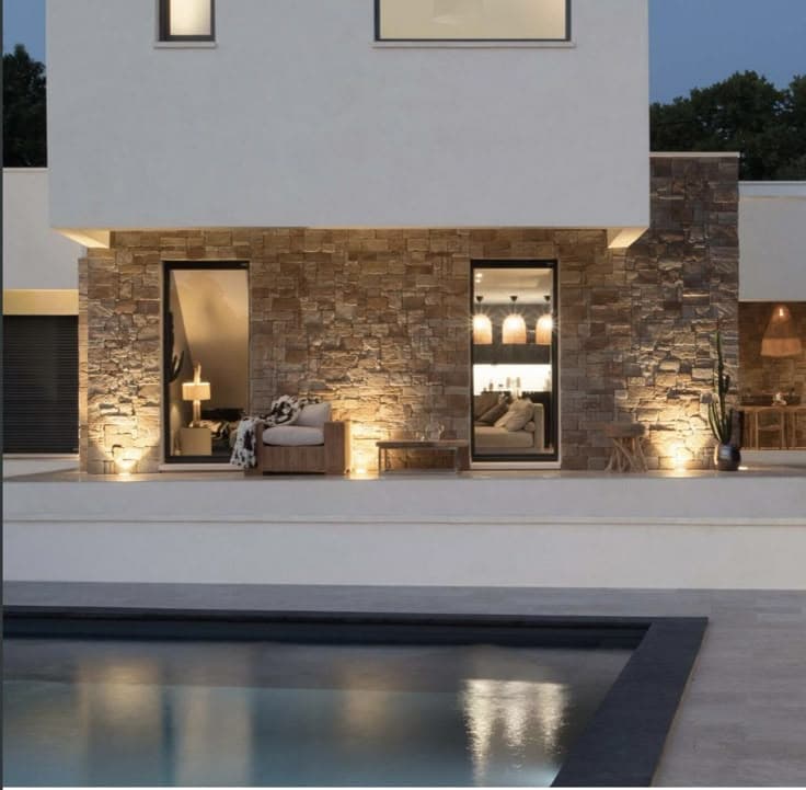 Dis cephe dogal tas kaplama uygulamasi 8 - Bodrum villa cephesi